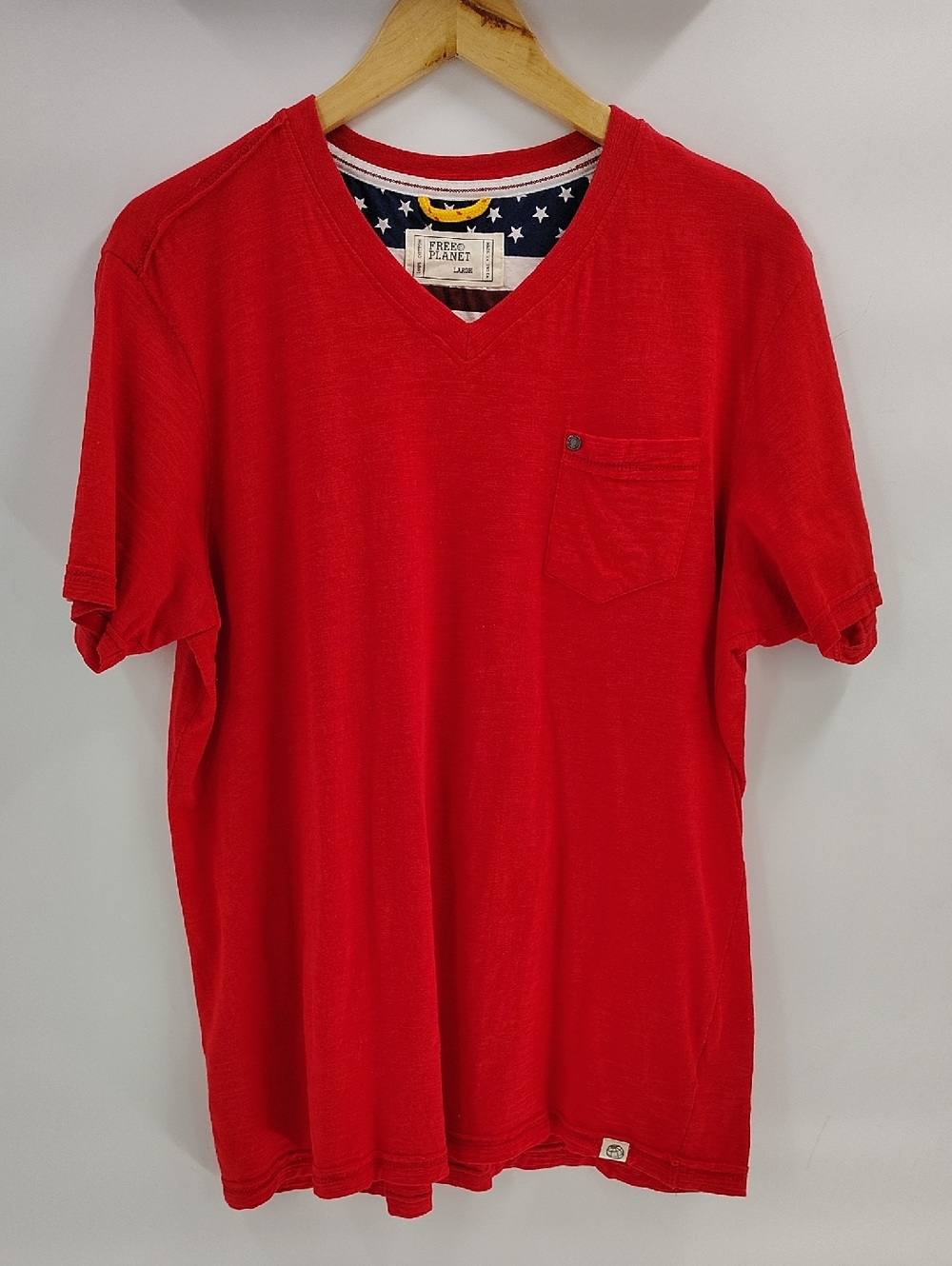Free Planet Large Men's V-neck Tee Red Short Sleeve Cotton